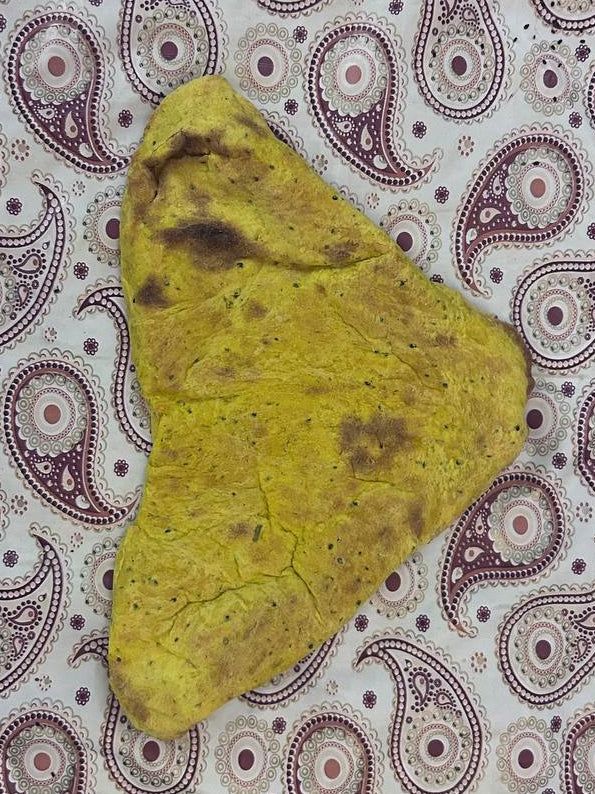Golden Turmeric Herb Flatbread / نان طلایی زردچوبه و سبزیجات